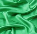 Атласный шелк красивого зеленого оттенка #1