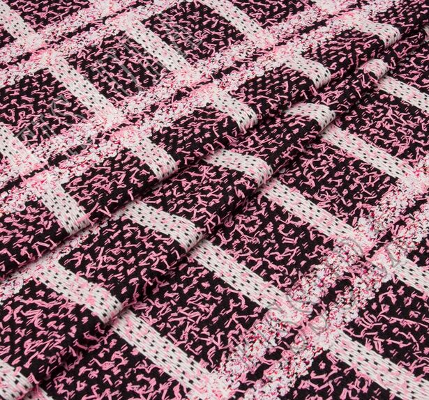 Буклированный твид в стиле «Шанель» в розовую клетку #1