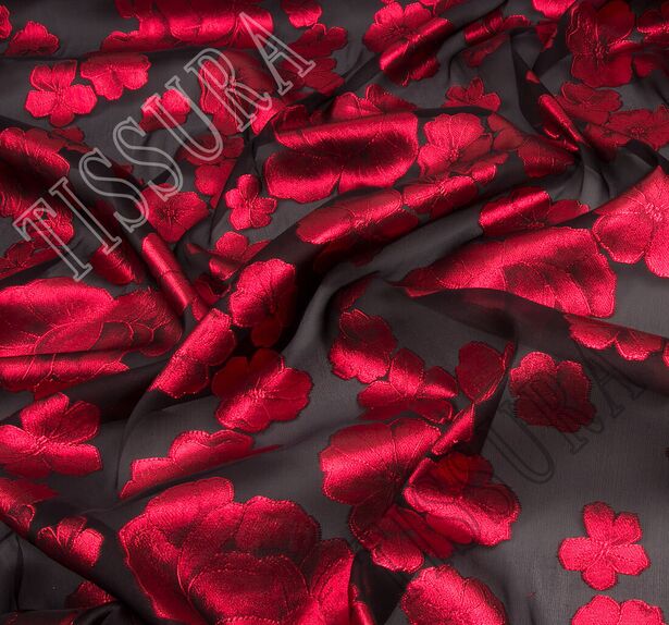 Органза-филькупе с красными цветами на чёрном фоне #4