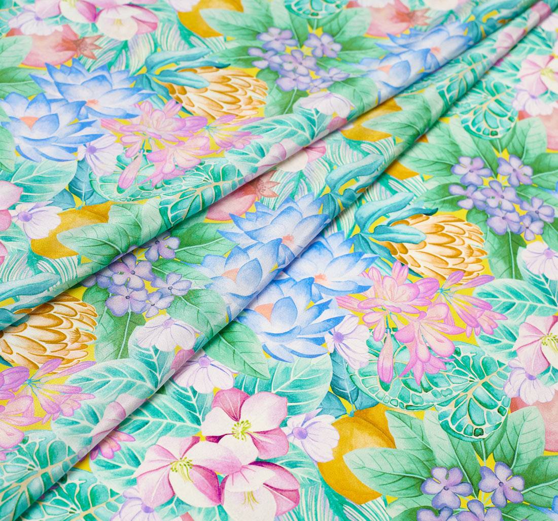 Крепдешин шелковый от Liberty с яркими цветами и фруктами. Принт "Poppy and Freddie" (Поппи и Фредди) в наличии