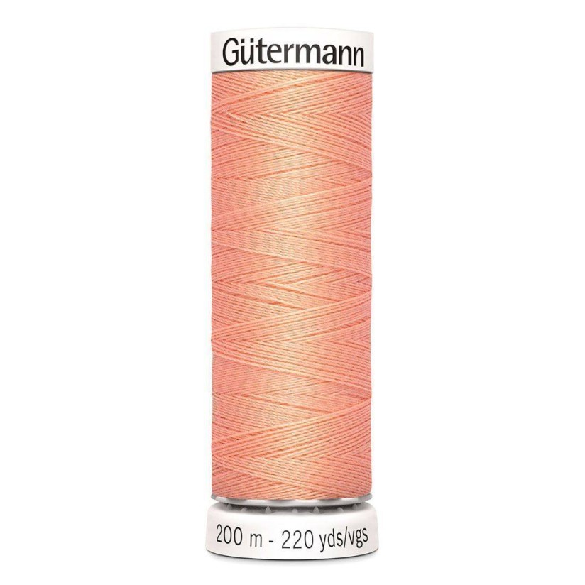 Нитки Gutermann швейные 200м, цвет 586 в наличии