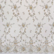 Кружево шантильи с декором в наличии