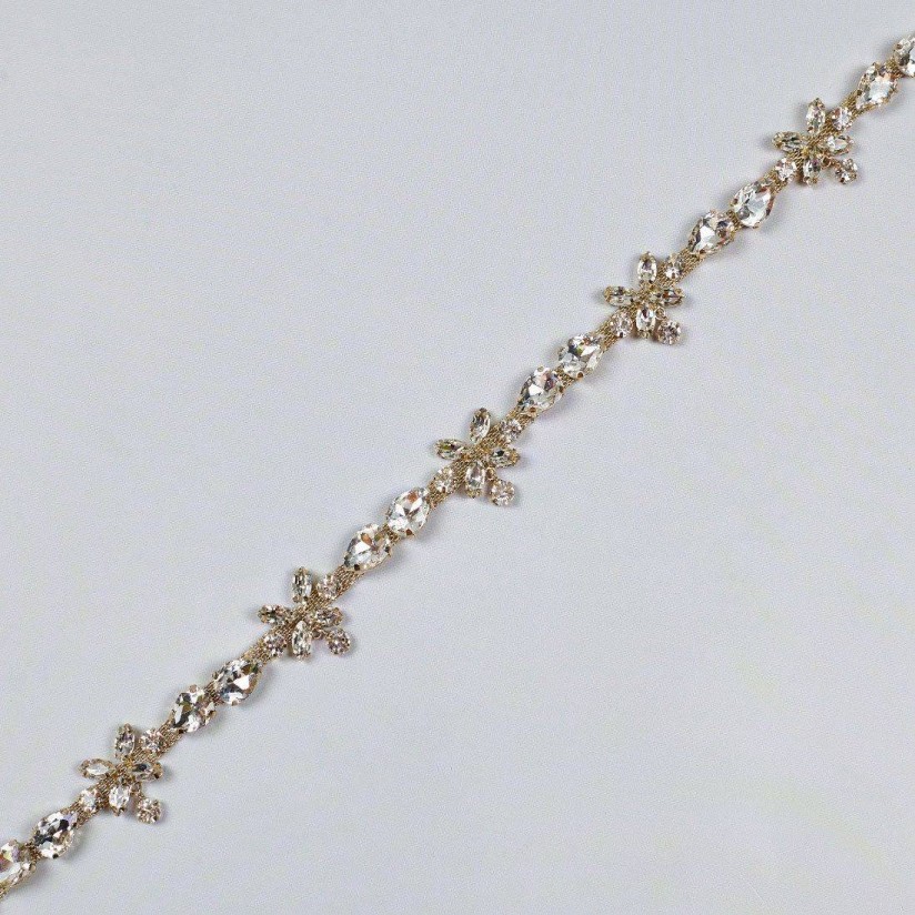 Тесьма-шнур металлическая филигранная, декорированная кристаллами Swarovski в наличии
