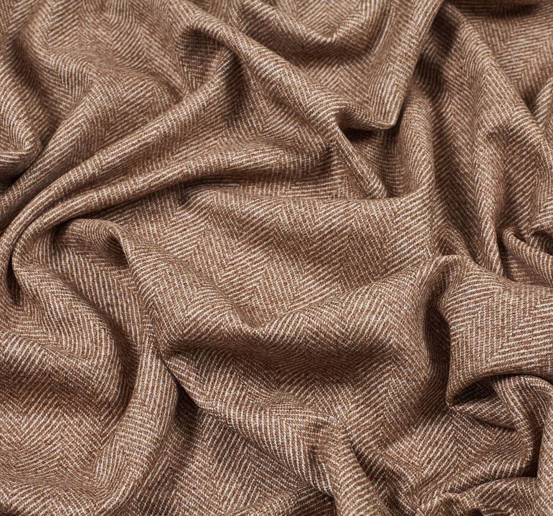 Ткань пальтовая двухслойная, двусторонняя от Loro Piana из коллекции "Zelander". Бежево-коричневая ёлочка в наличии