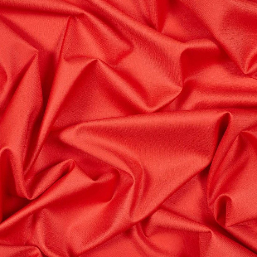 Ткань чистошерстяная от Loro Piana из коллекции «Australis». Цвет алый в наличии