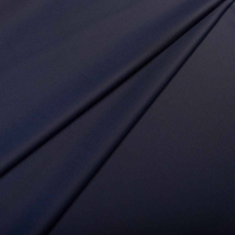 Шерсть костюмная из коллекции «Traveller» от Zegna в наличии