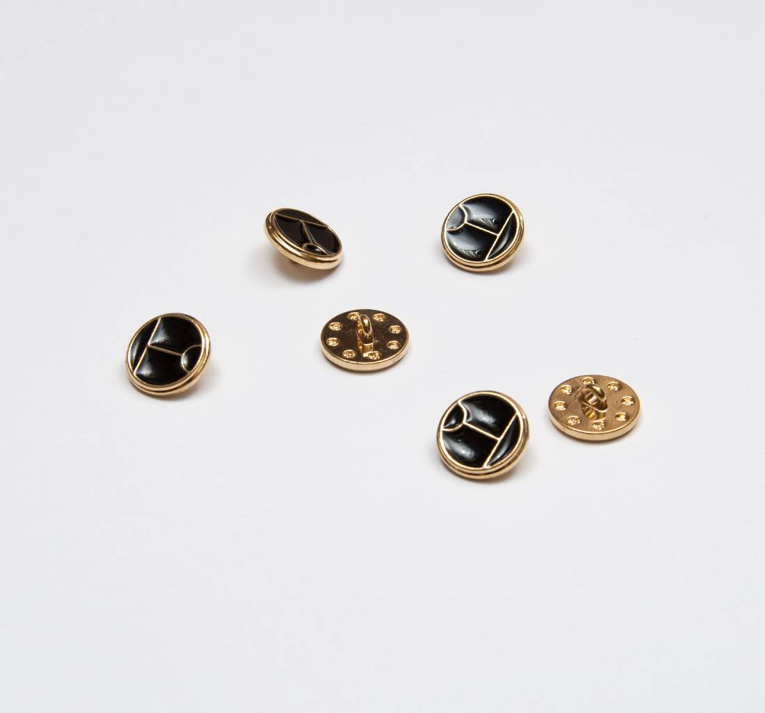 Пуговица металлическая эмалированная на ножке золотисто-черная. Декор в стиле Хорсбит от Гуччи (Horsebit by Gucci) в наличии