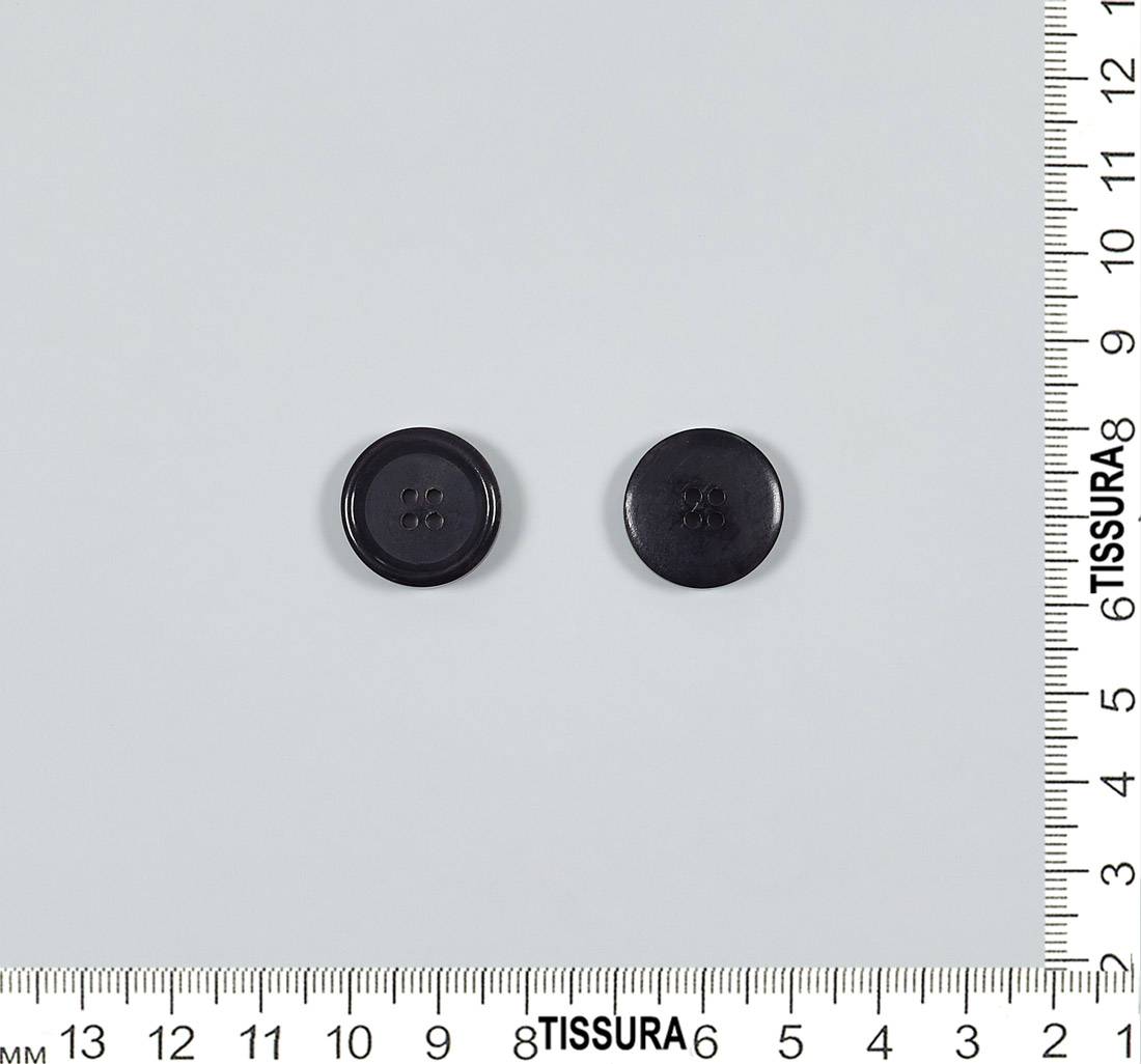 Пуговица из натурального рога, глянцевая. Цвет черный в наличии