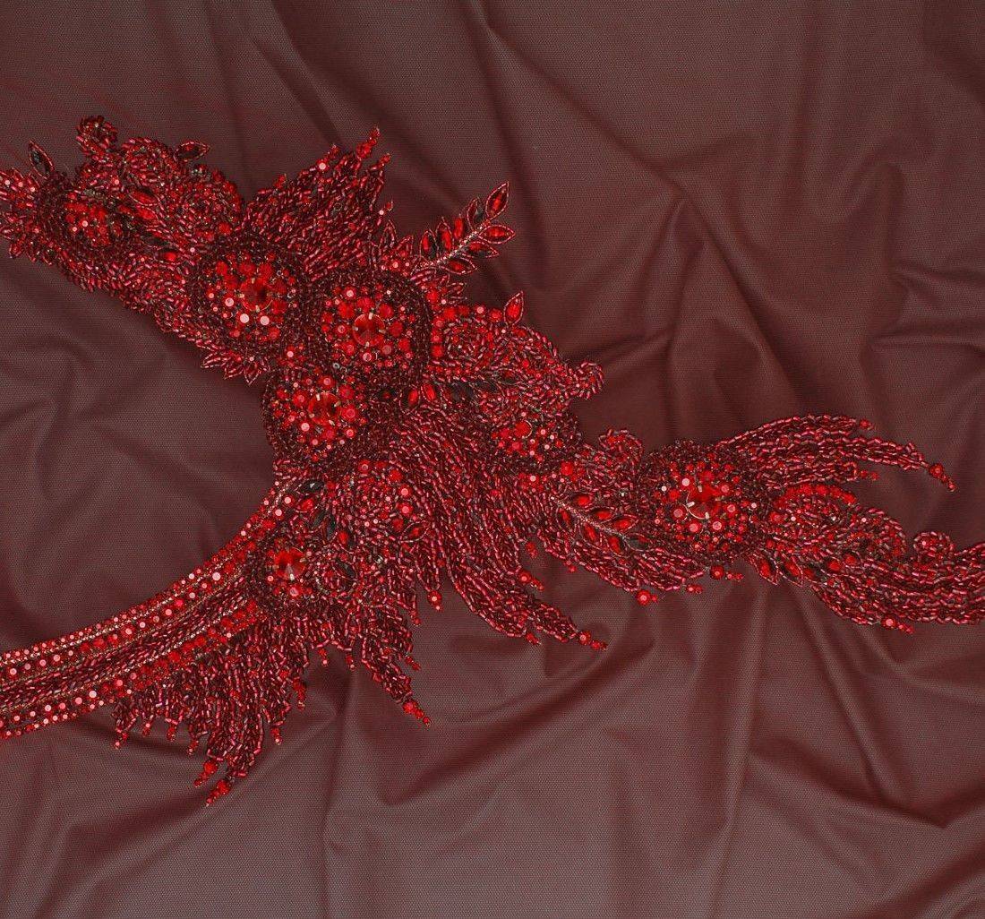 Декор для декольте в наличии