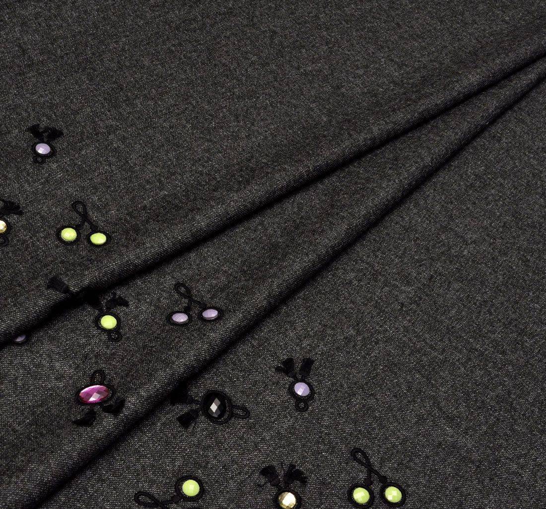 Шерсть с декором в наличии