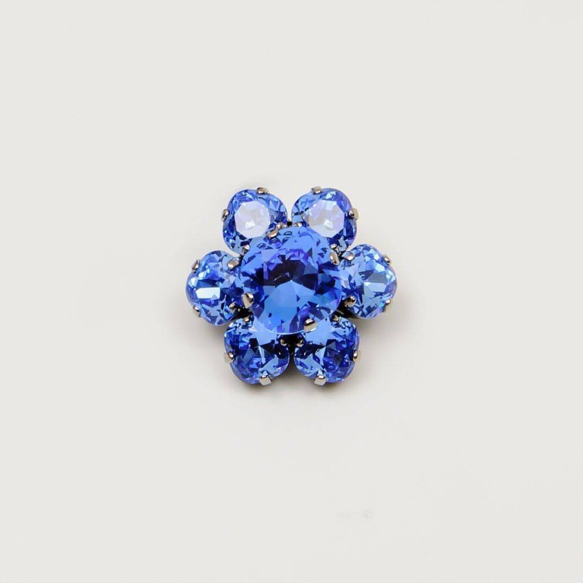 Пуговицы со стразами Swarovski в наличии