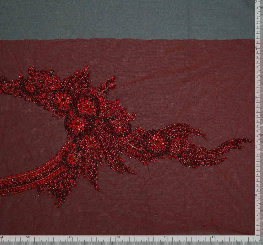 Декор для декольте в наличии