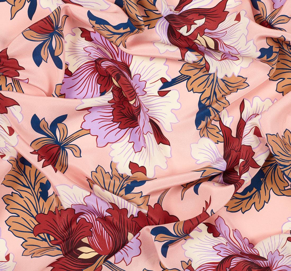 Крепдешин шелковый принтованный от Liberty. Цветочный принт "Modern Dandy" (Современный денди) в наличии