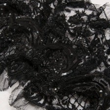 Черная кружевная тесьма шантильи с цветочным орнаментом, декорированная пайетками, бисером, бусинками, стеклярусом и 3D цветами в наличии
