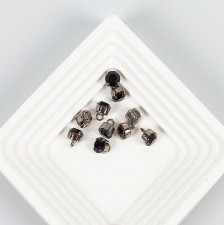 Пуговица металлическая с кристаллом Swarovski в наличии
