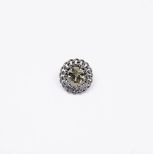 Пуговица со стразами Swarovski в наличии