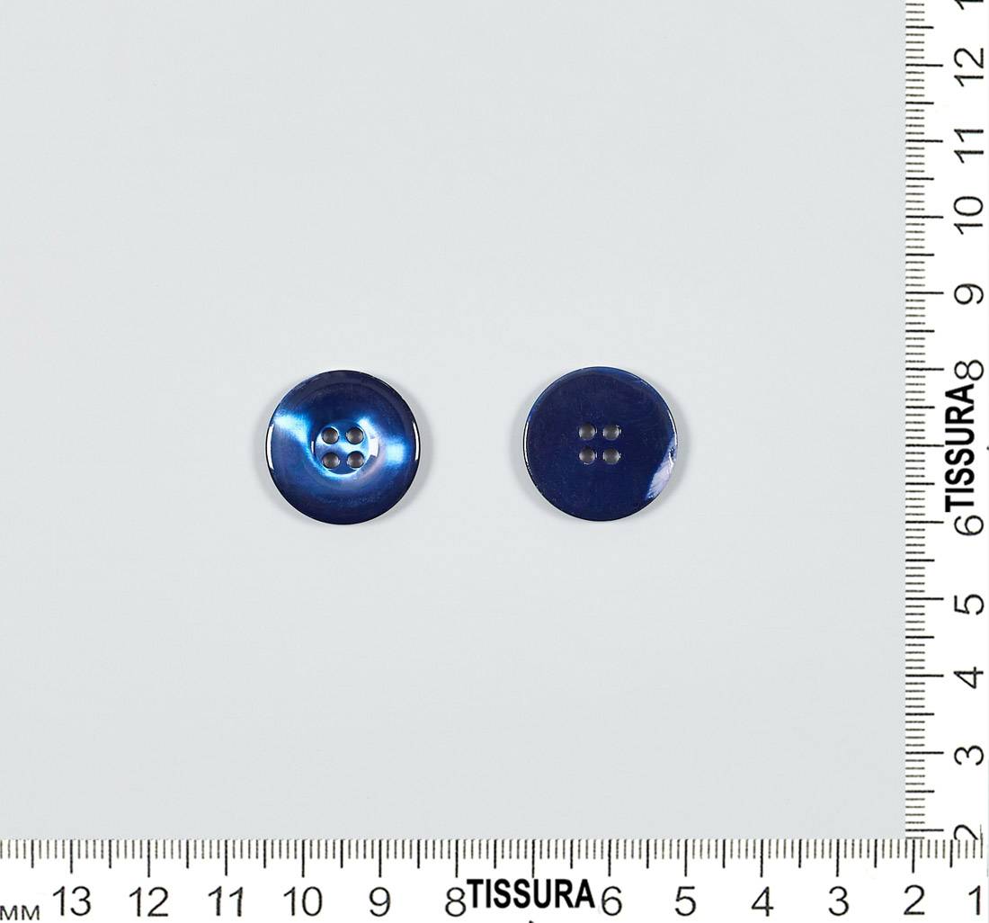 Пуговица перламутровая (трокас) на 4 прокола. Цвет темно-синий в наличии