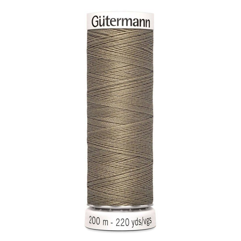 Нитки Gutermann швейные 200м, цвет 724 в наличии