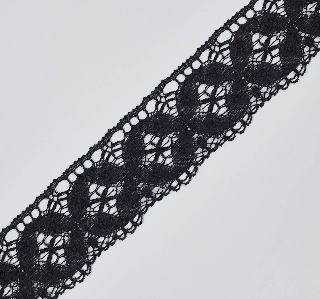 Тесьма кружевная из хлопка. Геометрический узор. Цвет черный в наличии