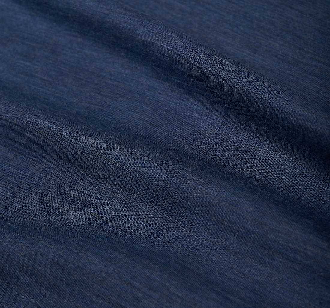 Трикотаж шерстяной двусторонний от Loro Piana из коллекции "Шедевр". Цвет синий/темно-синий в наличии