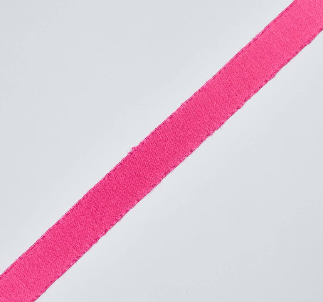 Лента шелковая цвета фуксия в наличии
