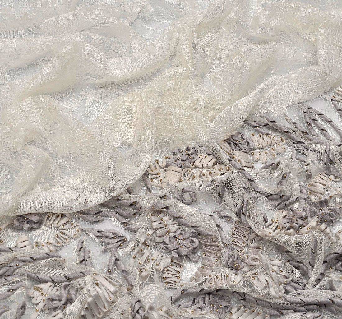 Кружево шантильи с декором в наличии