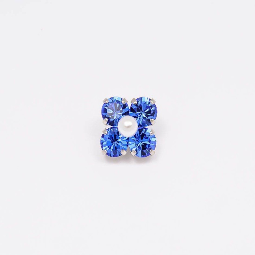 Пуговица со стразами Swarovski в наличии