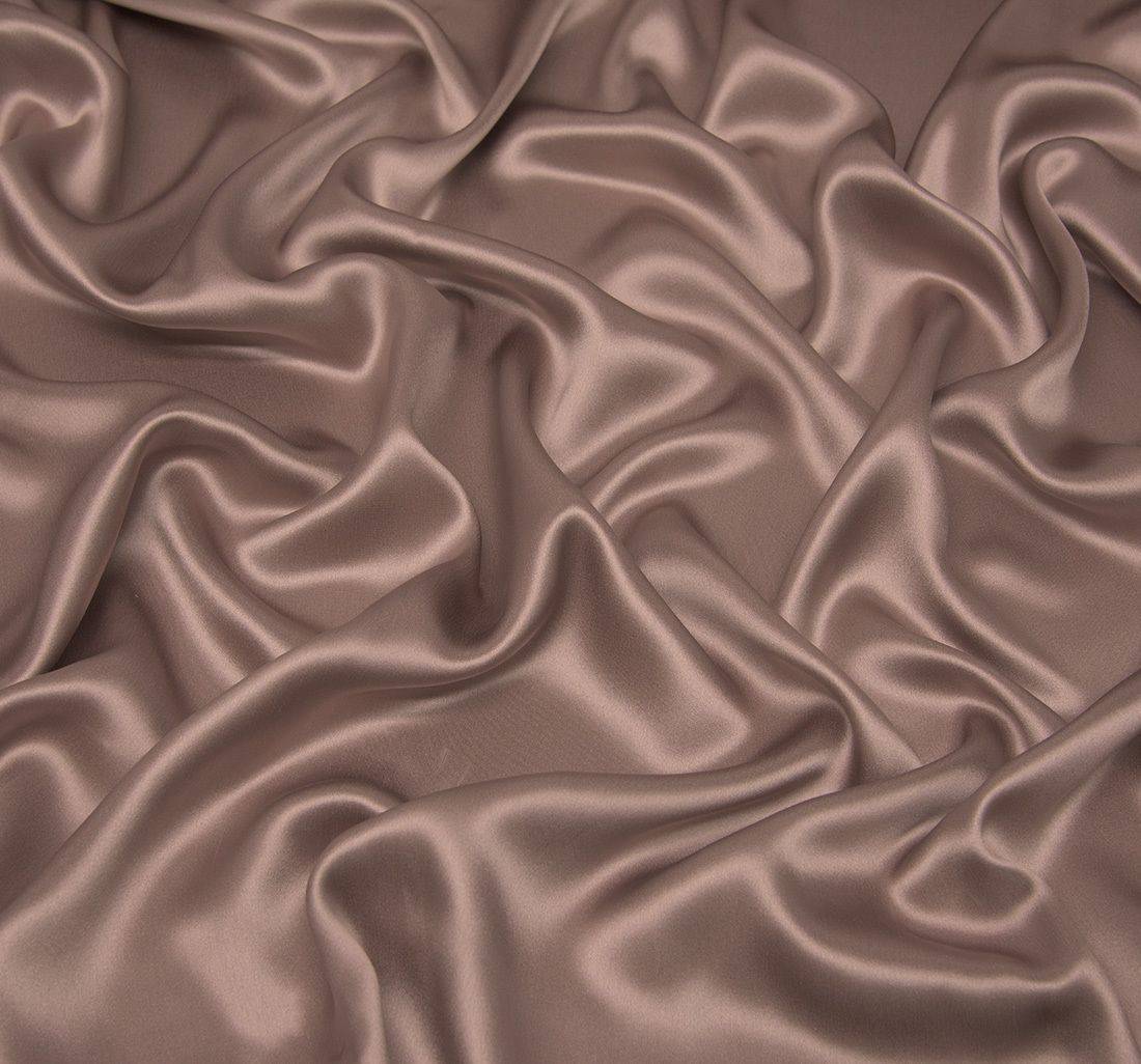 Атласный шелк в наличии