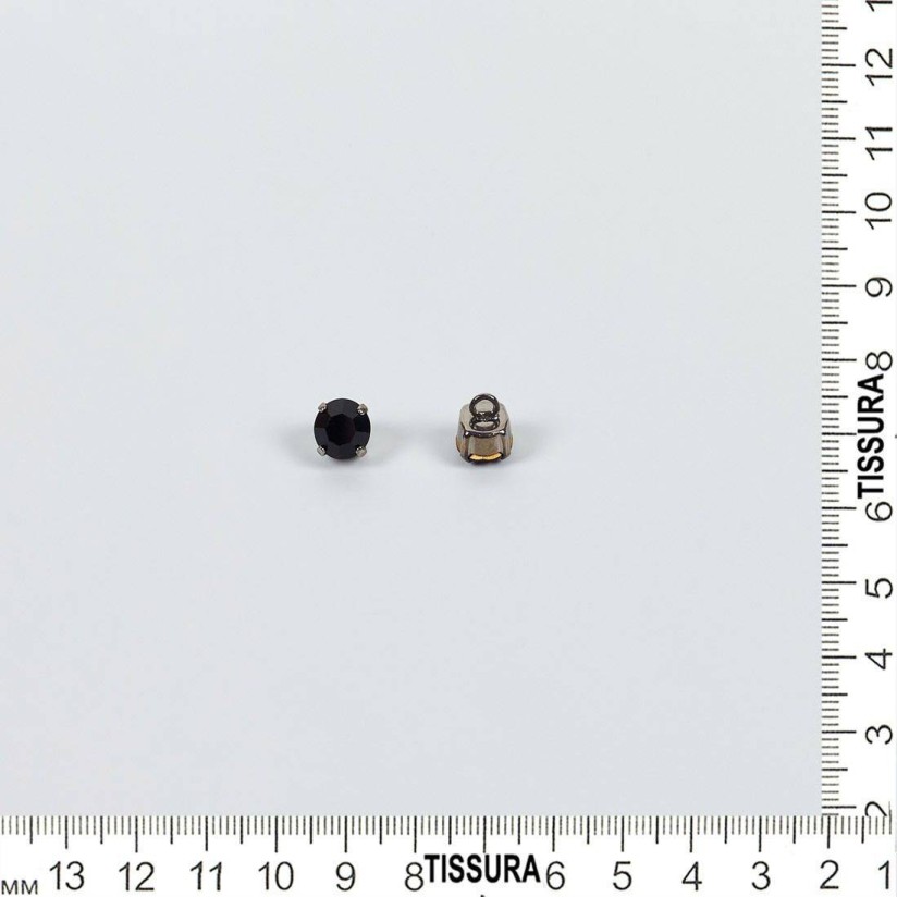 Пуговица металлическая с кристаллом Swarovski в наличии