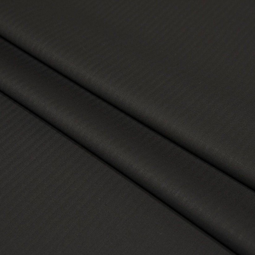 Шерсть костюмная в «в ёлочку» (herringbone). Цвет черный в наличии