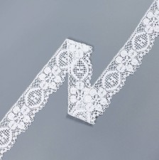 Тесьма кружевная из хлопка. Цветы и ажурные медальоны. Цвет белый в наличии