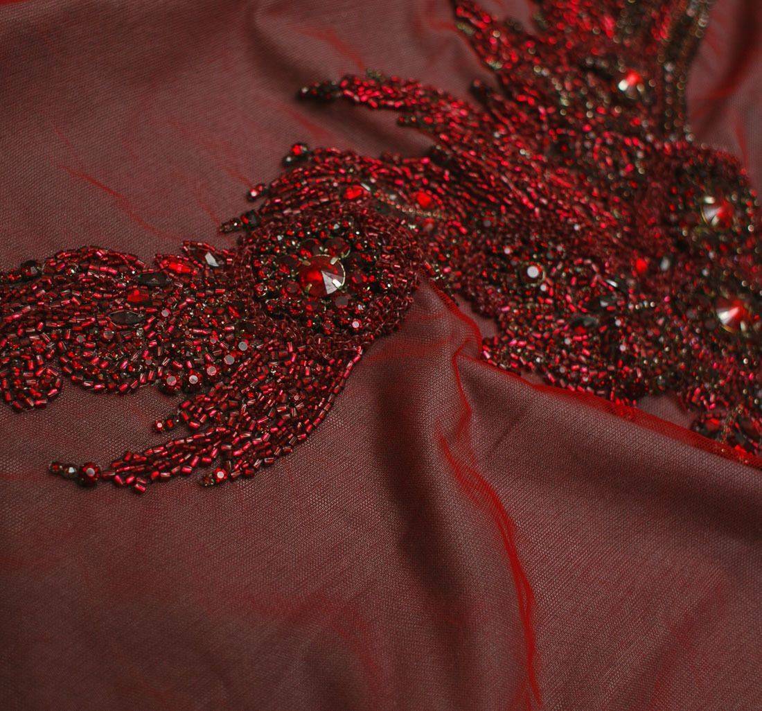 Декор для декольте в наличии