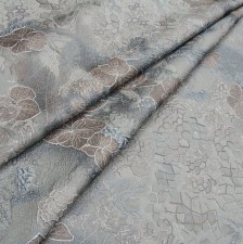 Жаккард-клоке с цветочным рисунком в наличии