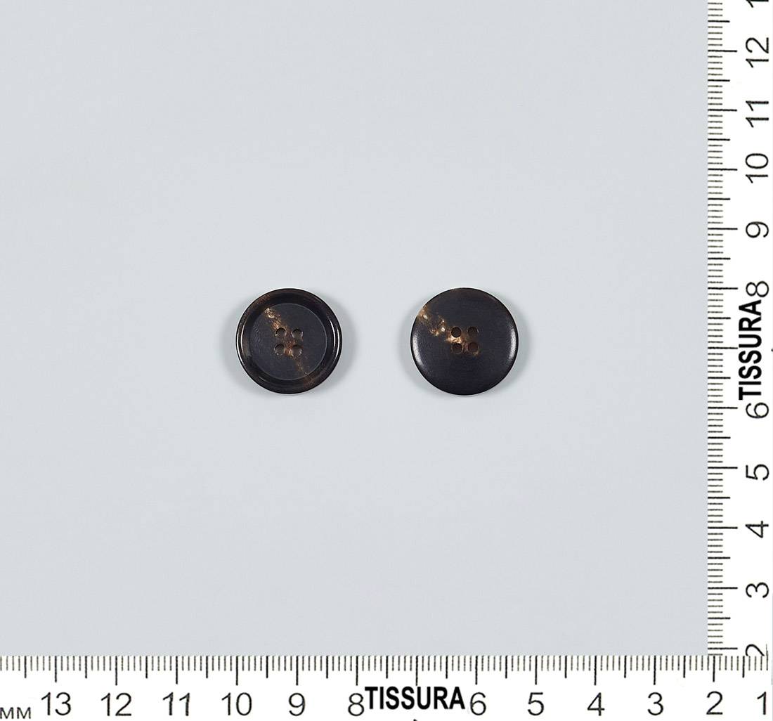 Пуговица из натурального рога, глянцевая. Цвет темно-коричневый в наличии