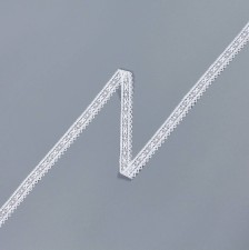 Тесьма кружевная из хлопка. Мелкие фестоны с зубчиками «пико» по краю тесьмы. Цвет белый в наличии