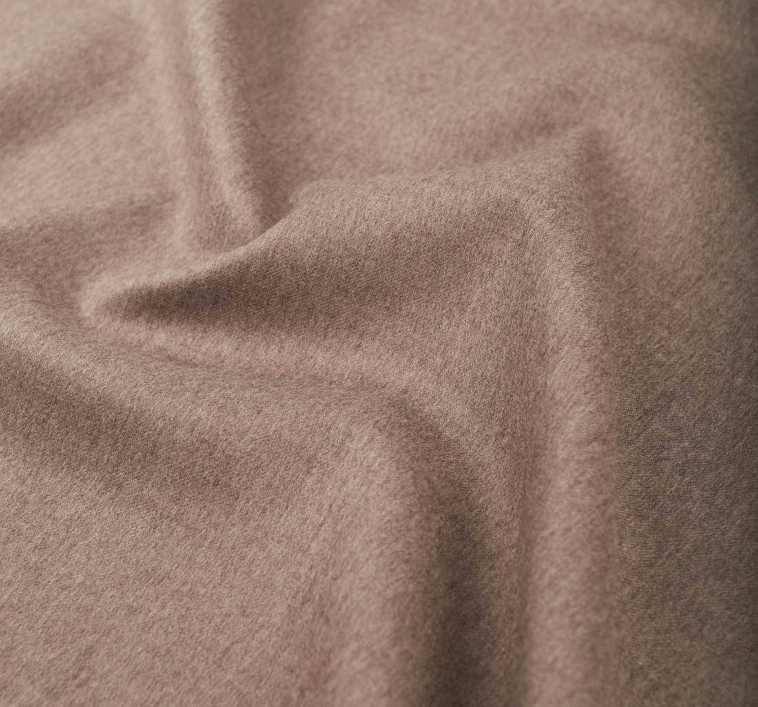 Ткань пальтовая двухслойная, двусторонняя от Loro Piana из коллекции "Шедевр". Цвет бежевый/серый в наличии