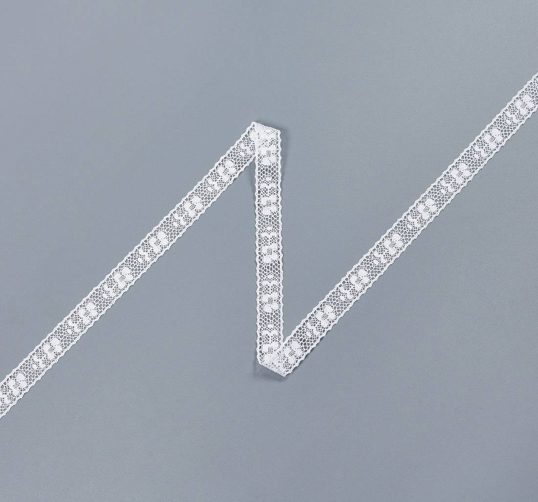 Тесьма кружевная из хлопка. Цветочный орнамент. Цвет белый в наличии