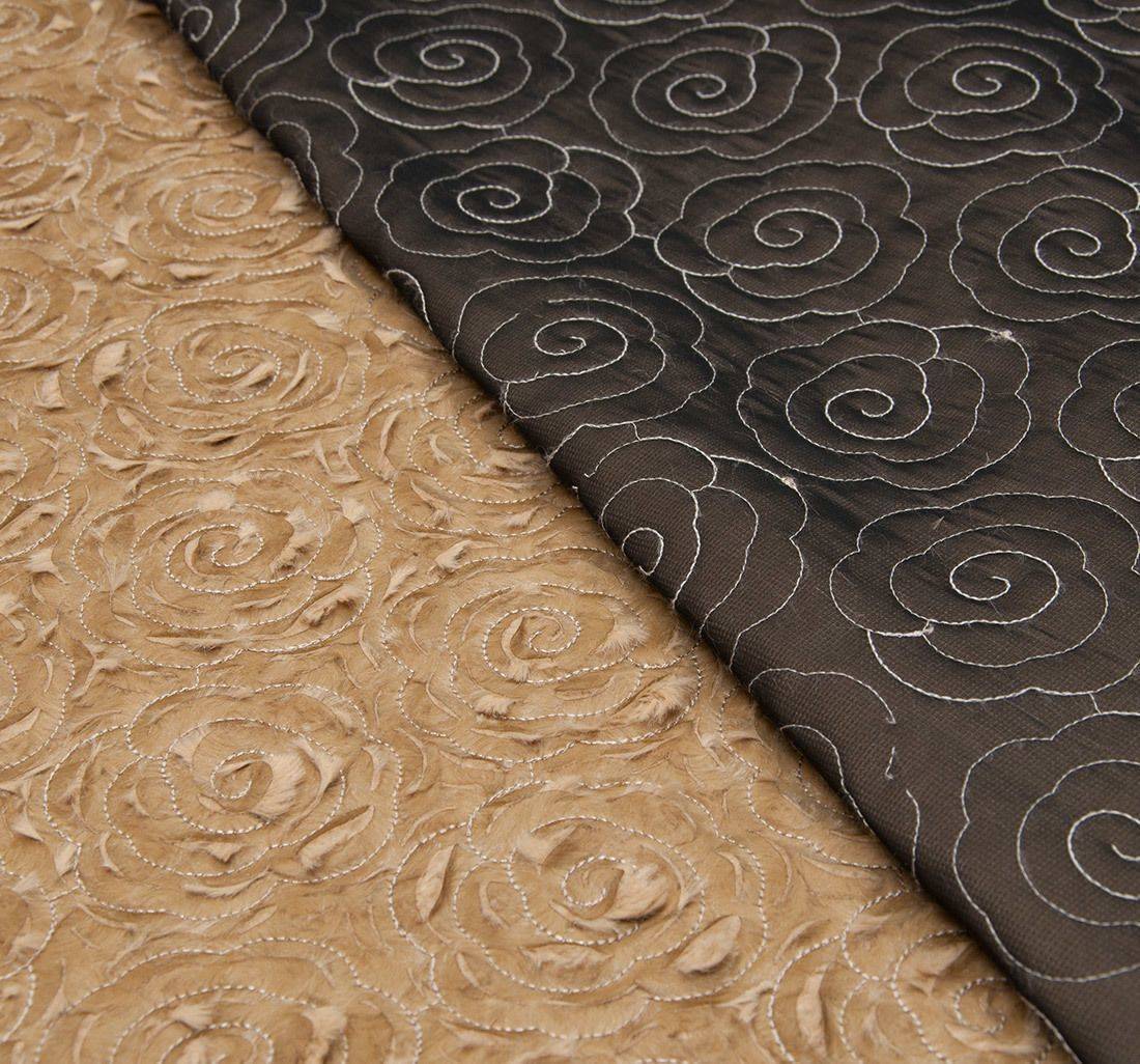 Шифон, расшитый искусственным мехом в наличии