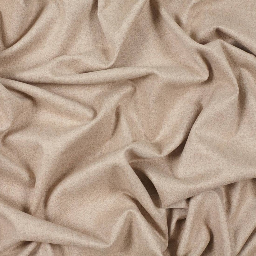 Ткань костюмная "Cashmere Raw" от Loro Piana из 100% кашемира. Цвет натуральный бежевый в наличии