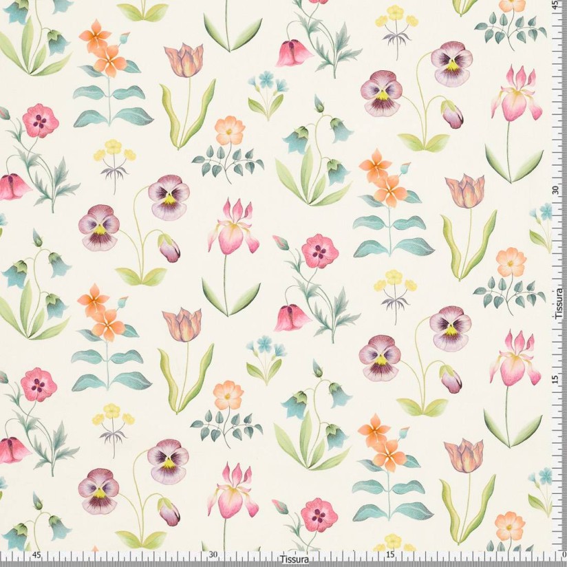 Хлопок Tana Lawn™ от Liberty. Цветочный принт «Floral Majesty» (Цветочное величество) на молочном фоне в наличии