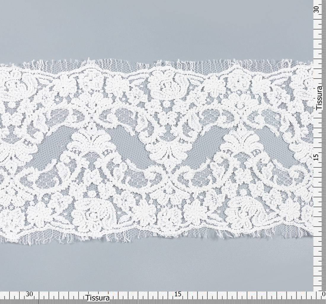 Тесьма кружевная с вышивкой в наличии