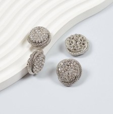 Пуговица металлическая на ножке, декорированная кристаллами Swarovski в наличии