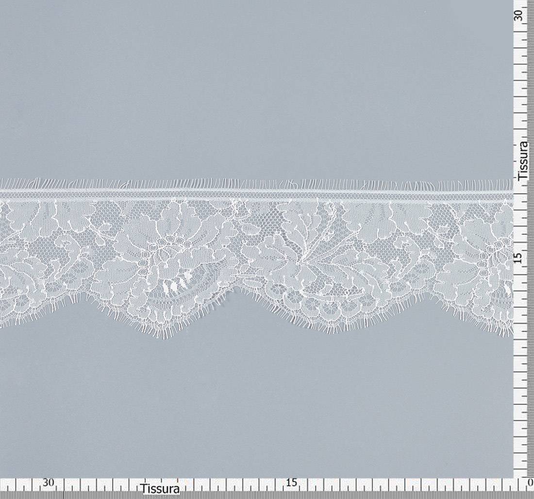 Кружевная тесьма Шантильи в наличии