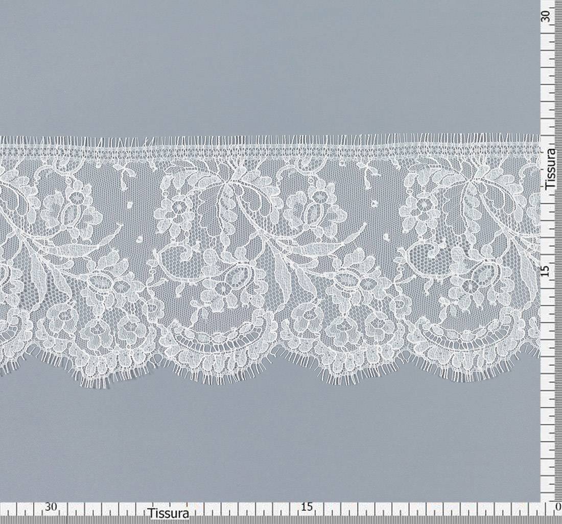 Тесьма кружевная в наличии