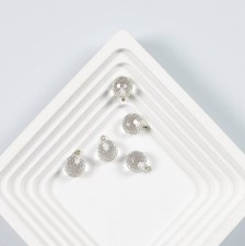 Пуговица-кристалл Swarovski на ножке в наличии