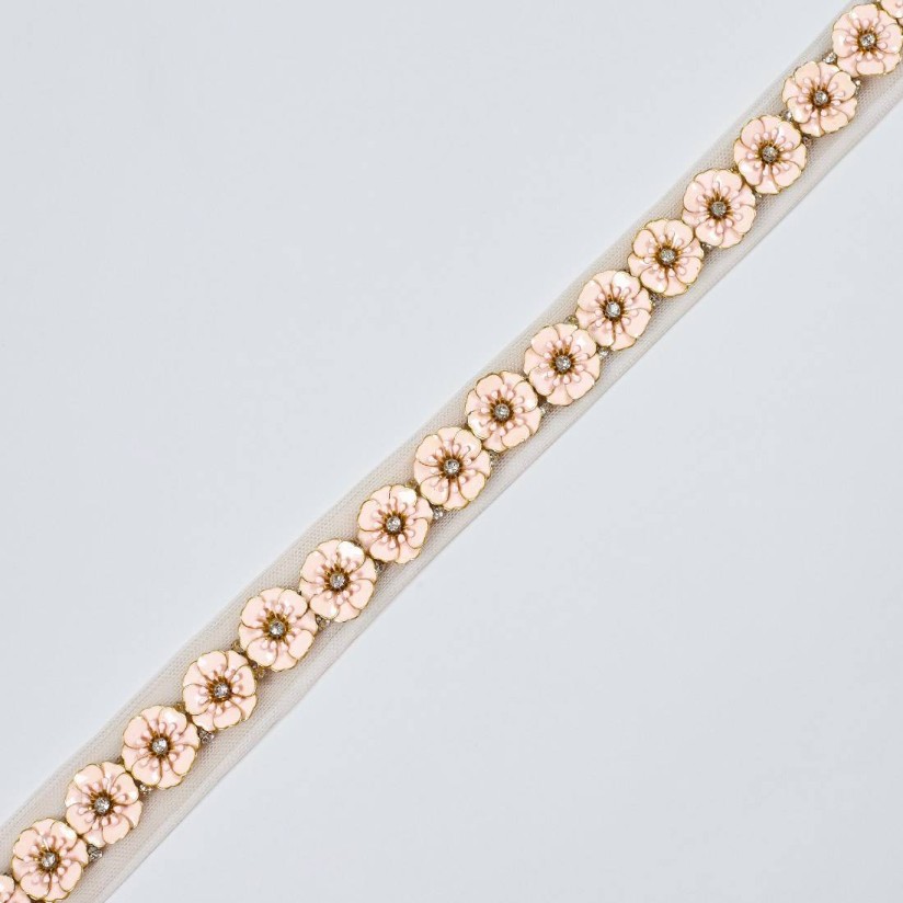 Тесьма, декорированная кристаллами Swarovski в наличии