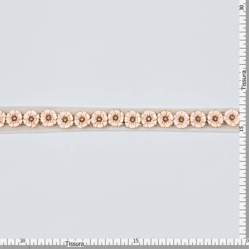 Тесьма, декорированная кристаллами Swarovski в наличии