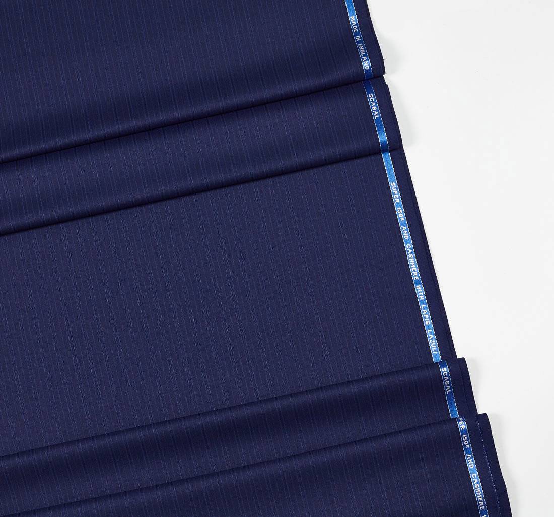 Ткань костюмная с частицами лазурита в наличии