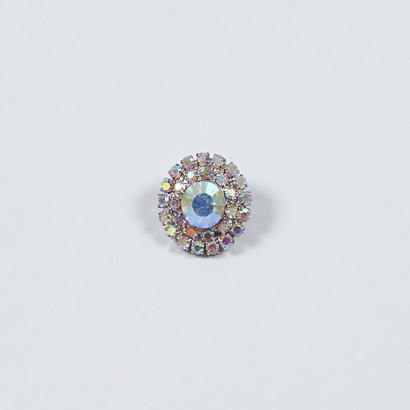 Пуговица на ножке, декорированная кристаллами Swarovski в наличии
