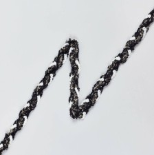 Тесьма с пайетками в наличии